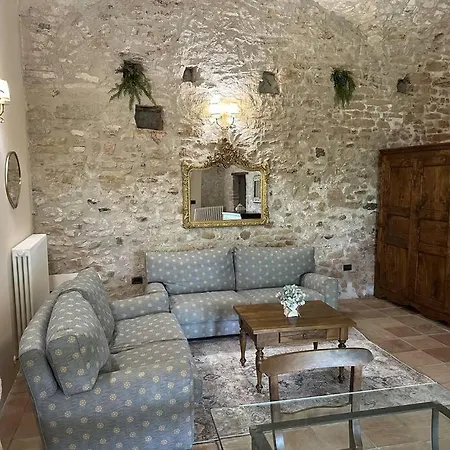 All Stone Horse Stable Converted To Elegant - Baltimora アパート スポレート